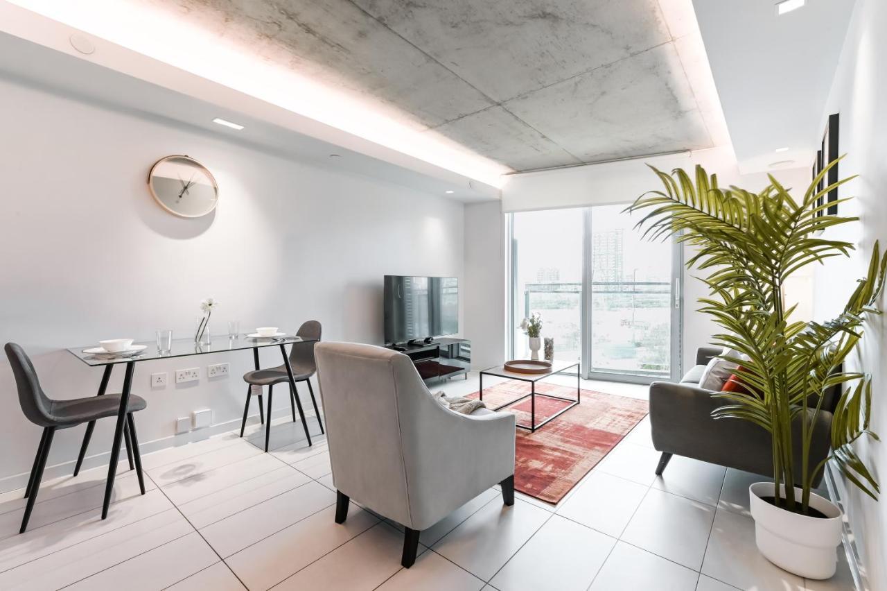 Khayat Homes - The Curve - One Bed Лондон Екстер'єр фото